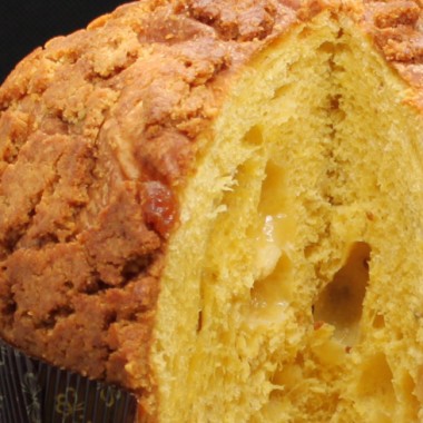 Panettone Gourmet Salato con Taleggio DOP, Carciofi & Pere